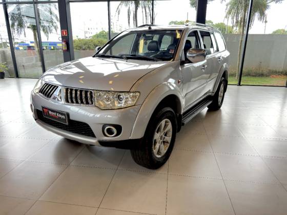 MITSUBISHI PAJERO DAKAR 3.5 HPE 7 LUGARES 4X4 V6 24V FLEX 4P AUTOMÁTICO